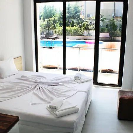 Apartahotel Studio Ground Floor Stamopolu Lux